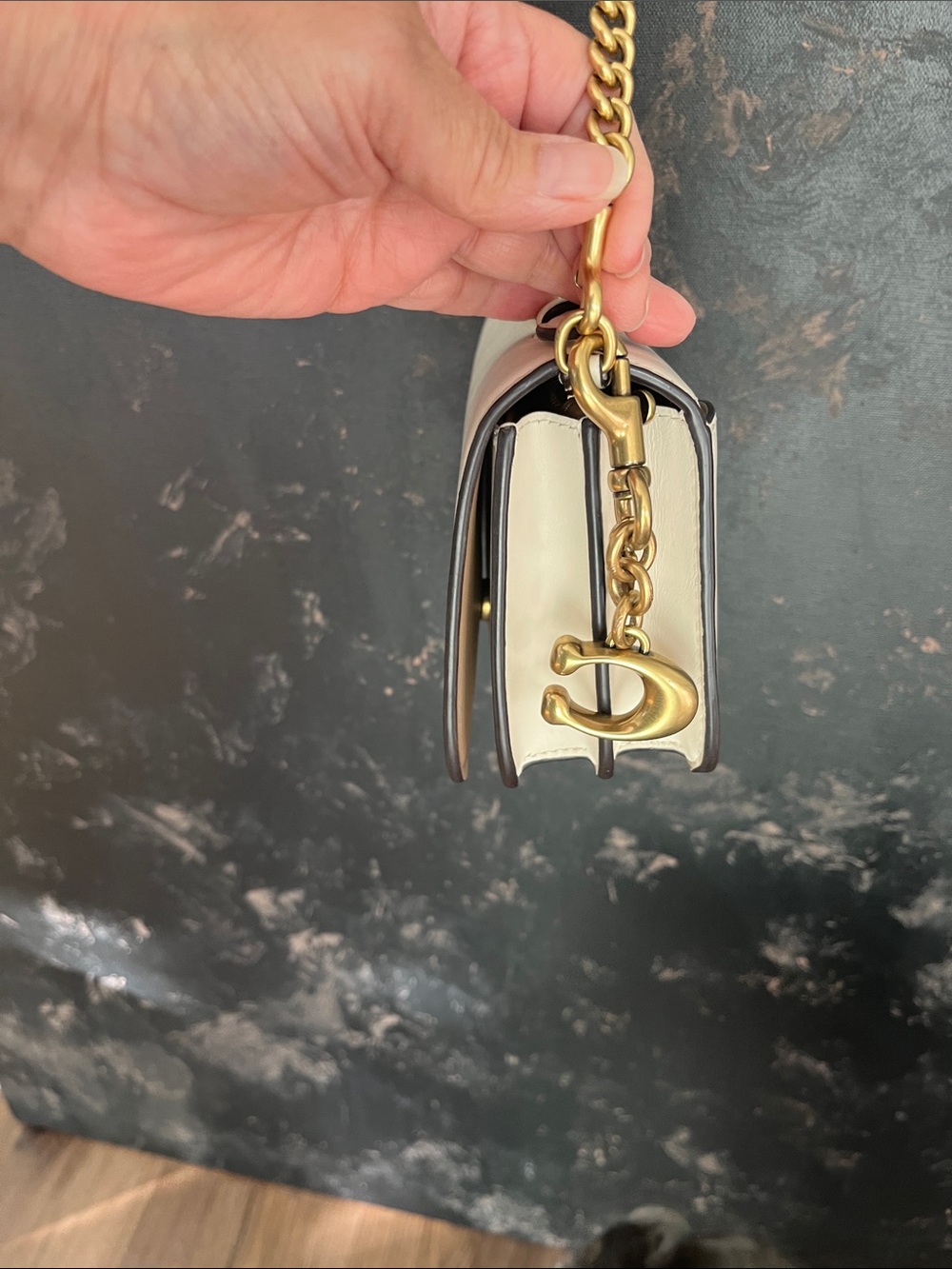 Coach Bae leather cross body bag / clutch - Picture 3 of 15